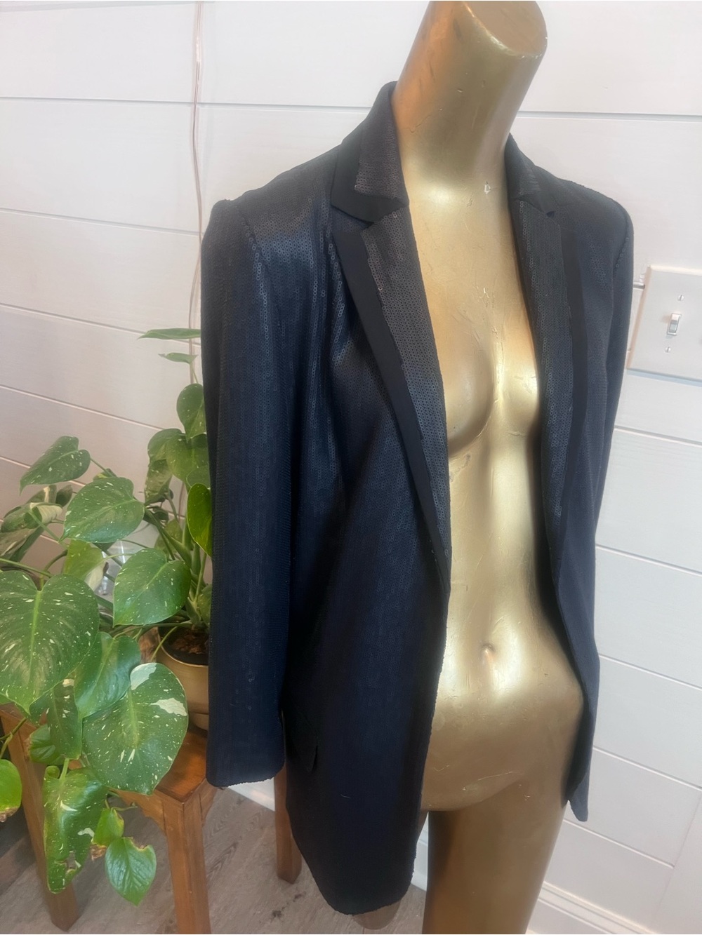 Nicole Miller Women’s Matte Black Sequins Blazer - Classic Single-Breasted Edgy